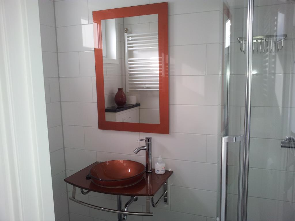 Homestay Bij Aelita Den Burg Szoba fotó